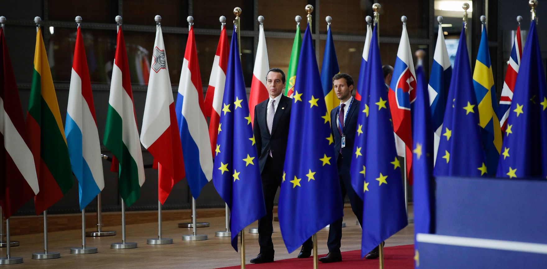 Am 14. Dezember 2017 begann in Brüssel der zweitägige Europäische Rat der Staats- und Regierungschefs. Im Bild Bundeskanzler Christian Kern am Weg zum Pressestatement.