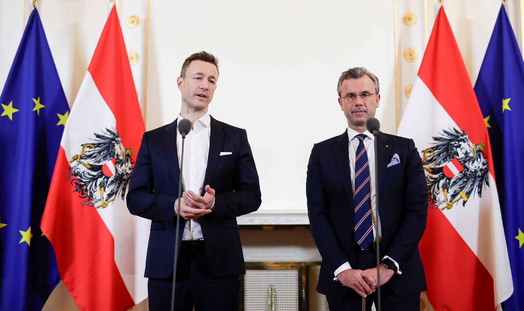 Am 26. Februar 2019 gab Bundesminister Gernot Blümel (l.) gemeinsam mit Bundesminister Norbert Hofer (r.) eine Pressekonferenz zum Thema Karfreitag.