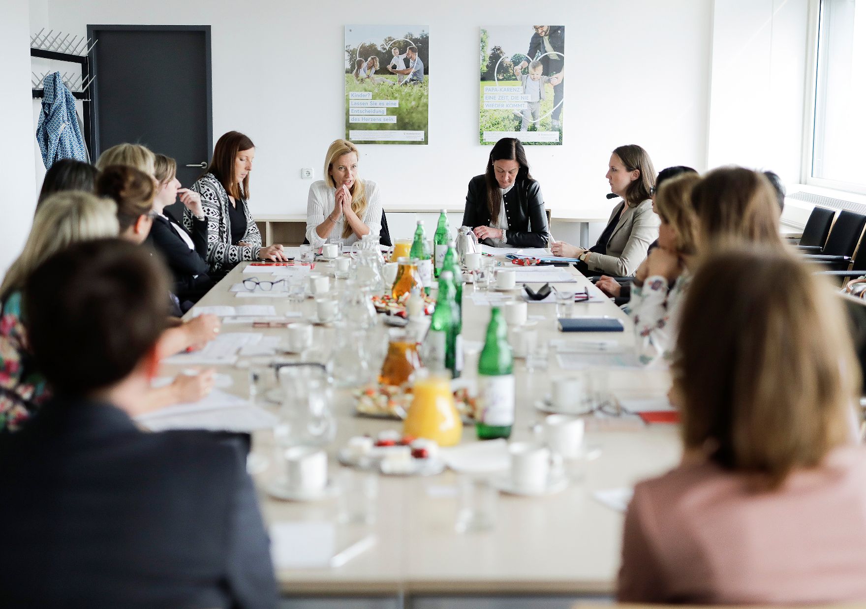 Am 03. April 2019 lud Bundesministerin Juliane Bogner-Strauß (m.l.) Vertreterinnen der Wirtschaft zum Vernetzungstreffen zum Thema Women Empowerment ein.