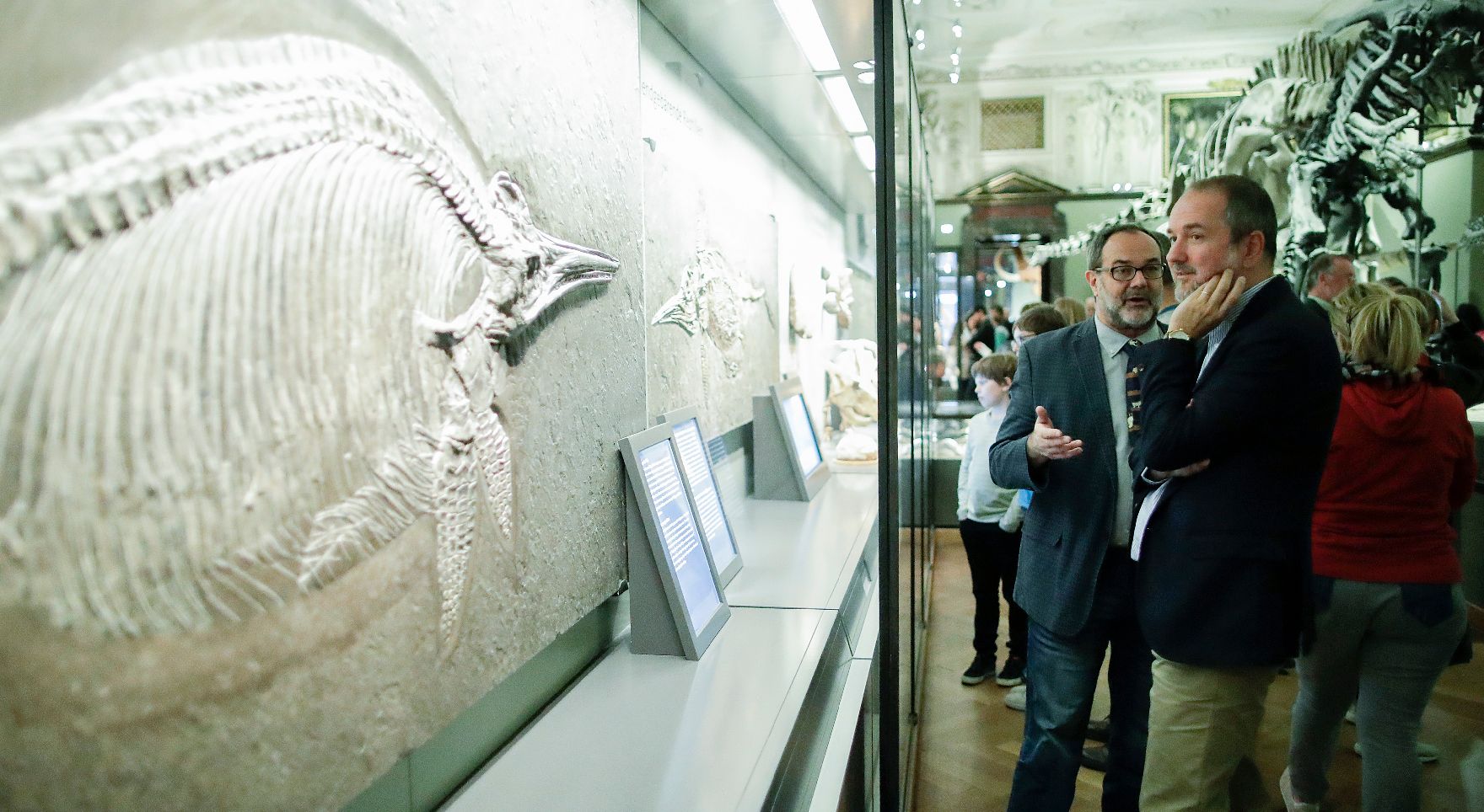 Am 7. Oktober 2017 fand die Langen Nacht der Museen statt. Im Bild Kunst- und Kulturminister Thomas Drozda (r.) im Naturhistorischen Museum.