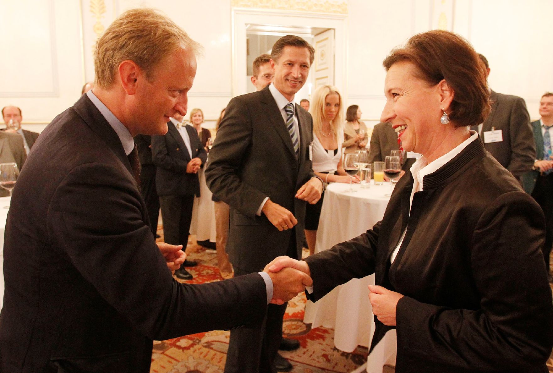 Am 16. September 2010 empfing die Beamtenministerin Gabriele Heinisch-Hosek die Teilnehmerinnen und Teilnehmer der Tagung der Österreichischen Verwaltungswissenschaftlichen Gesellschaft (ÖVG) im Bundeskanzleramt.