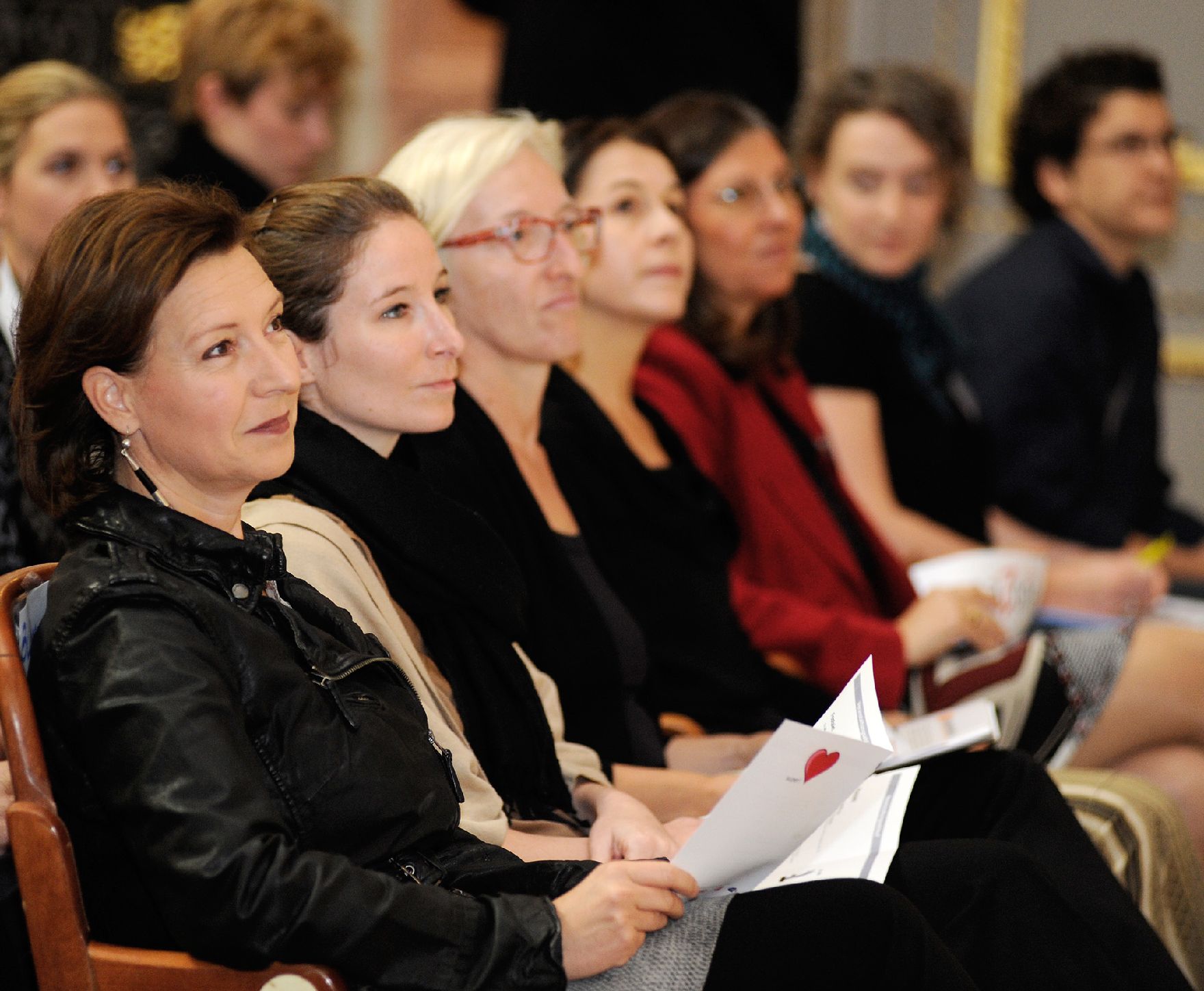 Am 4. Oktober 2012 nahm Frauenministerin Gabriele Heinisch-Hosek (l.) an der Verleihung des Amazone Awards des Vereins Spungbrett teil.