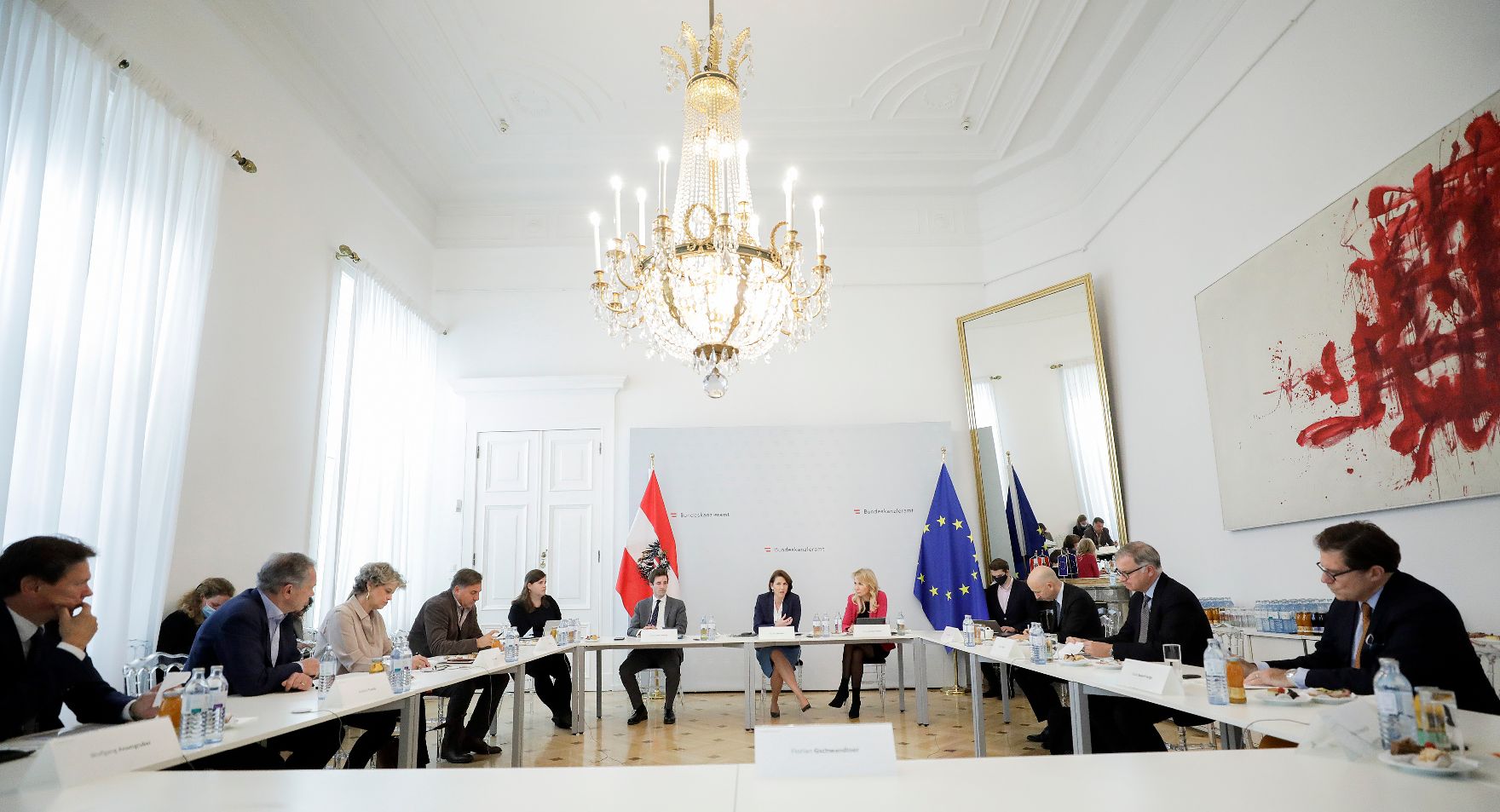 Am 9. Juni 2020 nahm Bundesministerin Karoline Edtstadler am Stakeholder Dialog zum Start von „Unsere Zukunft – EU neu denken“ teil.