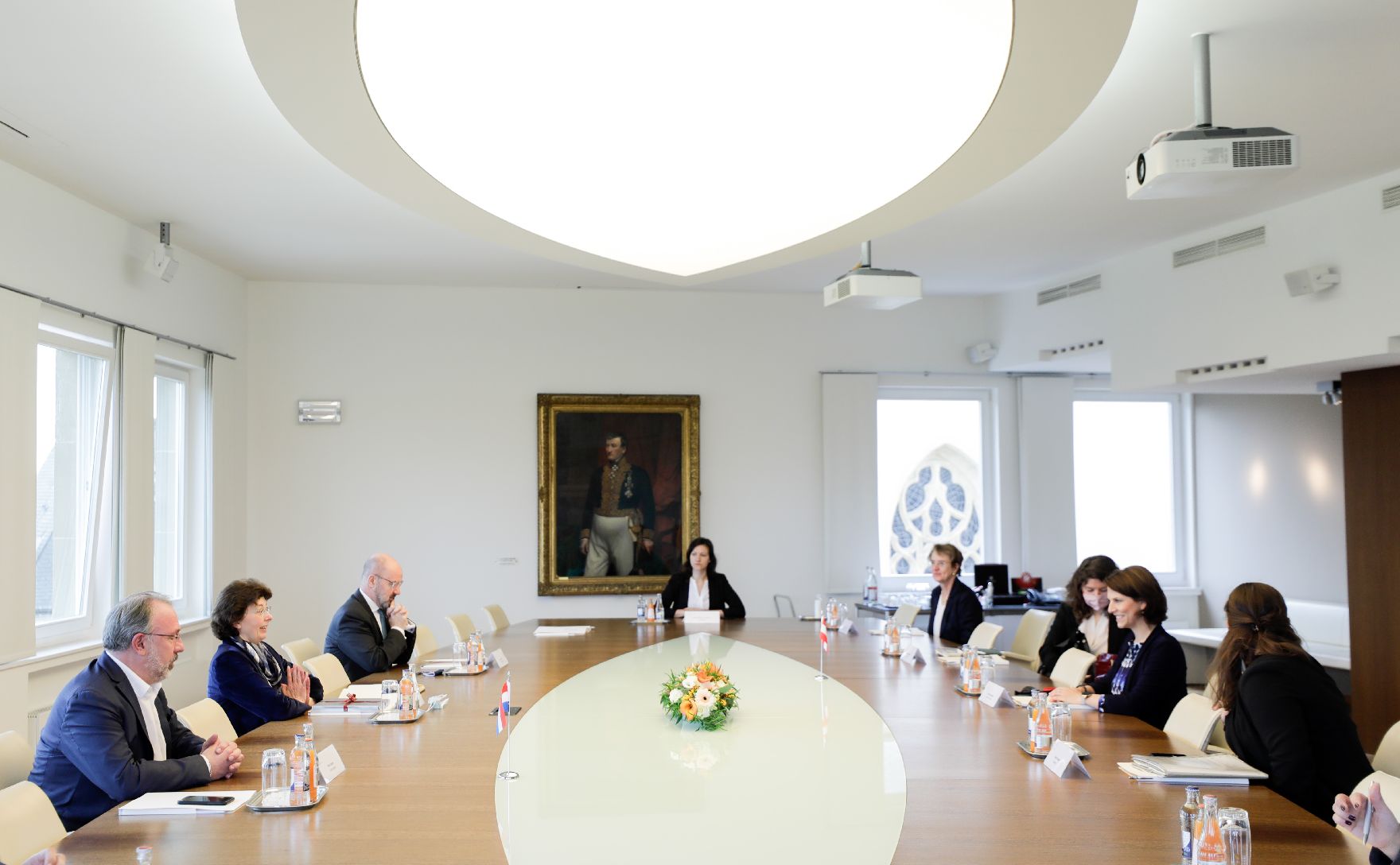 Am 14. Oktober 2020 traf Bundesministerin Karoline Edtstadler im Rahmen ihres Luxemburg Besuchs die Präsidentin des Staatsrats Agnès Durdu zu einem Arbeitsgespräch.