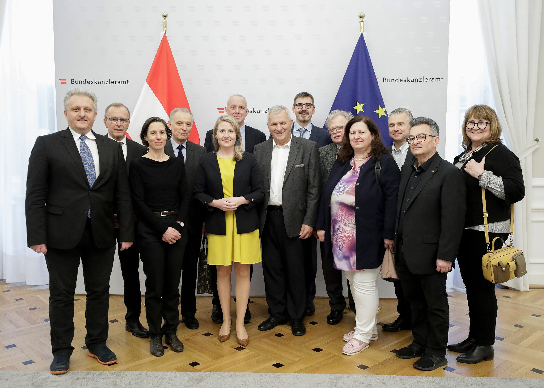 Am 28. Februar 2020 empfing Bundesministerin Susanne Raab die Volksgruppenbeiräte zu einem Gespräch im Bundeskanzleramt.