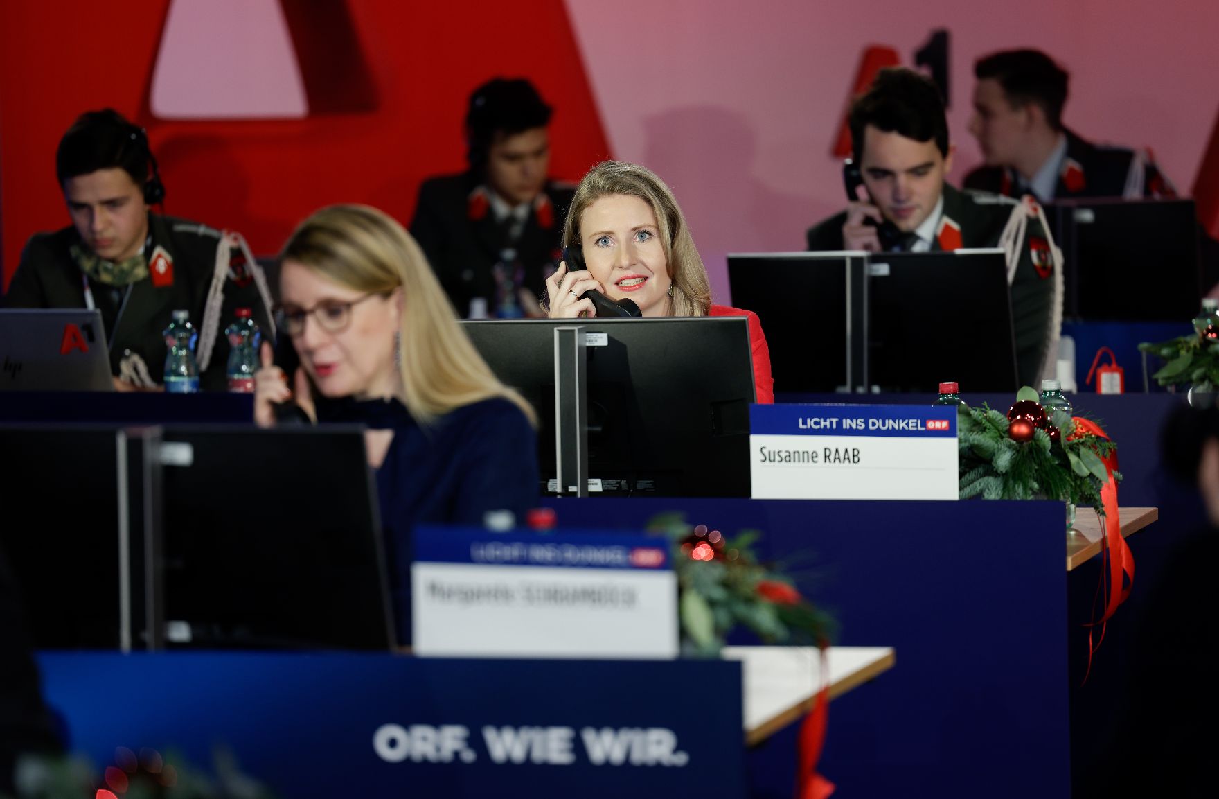 Am 24. Dezember 2020 nahm Bundesministerin Susanne Raab an der Licht ins Dunkel Spendenaktion im ORF Zentrum Wien teil.