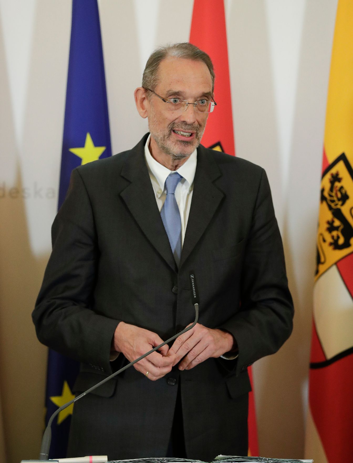 Bundesminister Heinz Faßmann beim Pressefoyer nach dem Ministerrat am 31. Oktober 2018.