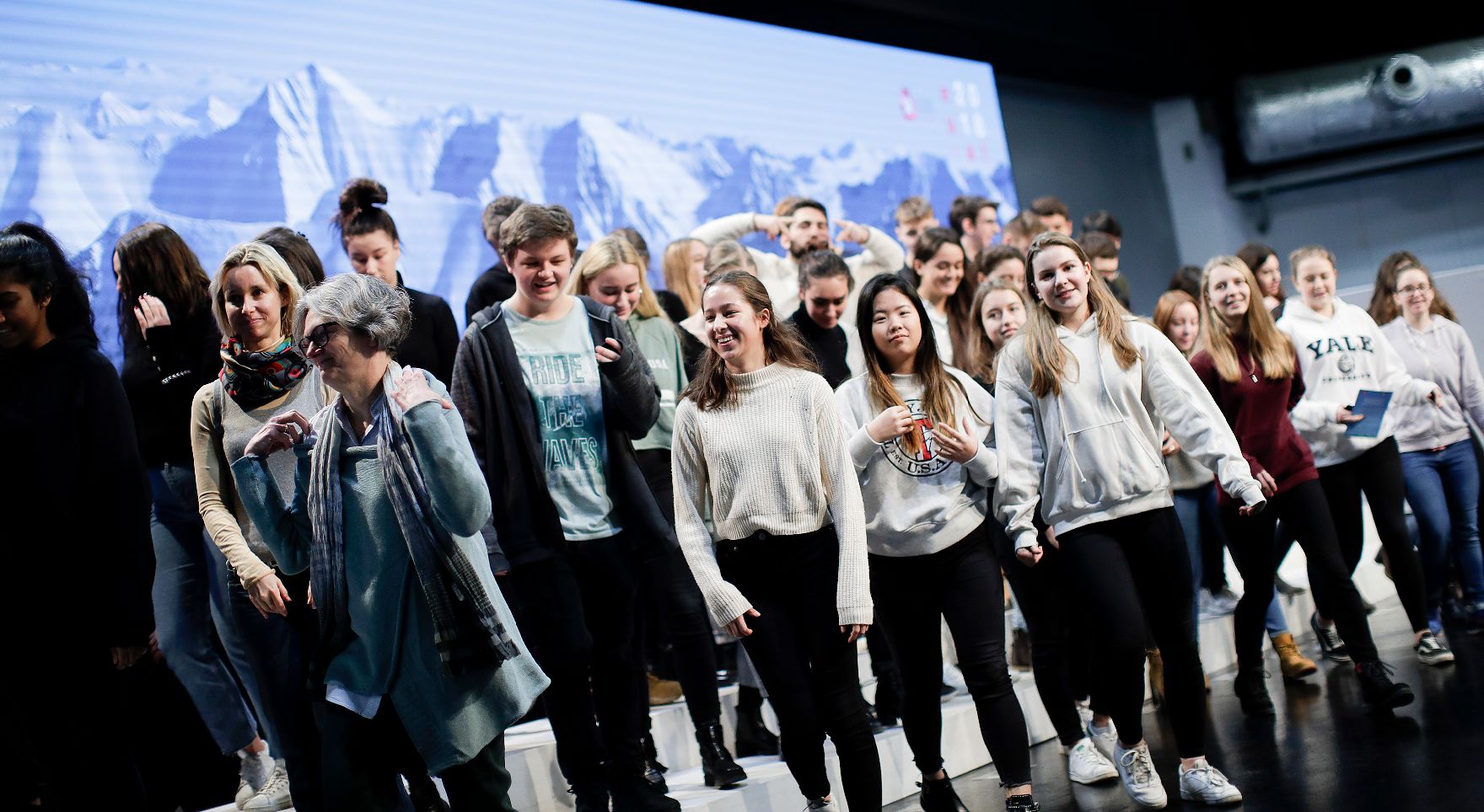 Am 19. Dezember 2018 fand eine Tag der offenen Tür im Austria Center Vienna statt zum Abschluss des EU-Ratvorsitzes. Im Bild Schüler bei der Besichtigung der Räume.