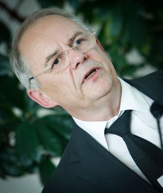 Am 16.Juli 2014 eröffnete Sektionschef Manfred Matzka (im Bild) den Auftakt zur Initiative Digital Champion Austria im Österreichischem Haus-, Hof- und Staatsarchiv.
