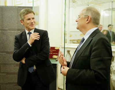 Am 3. November 2015 fand die Abschlussveranstaltung zur Ausstellung "Idee Europa" im Bundeskanzleramt statt. Im Bild Kunst- und Kulturminister Josef Ostermayer (l.) mit Sektionschef Manfred Matzka (r.).