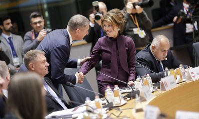 Am 12. Dezember 2019 nahm Bundeskanzlerin Brigitte Bierlein (r.) am Europäischen Rat der Staats- und Regierungschefs teil. Im Bild mit dem tschechischen Ministerpräsidenten Andrej Babiš (l.).