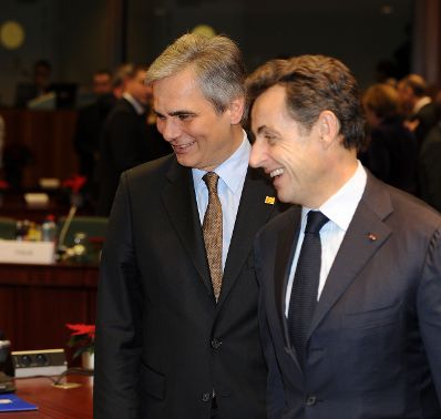 Donnerstag, den 16. Dezember 2010 fand in Brüssel, Belgien die Sitzung des Europäischen Rates der EU-Staats- und Regierungschefs statt. Im Bild Bundeskanzler Werner Faymann (L) mit Frankreichs Staatspräsident Nicolas Sarkozy (R).
