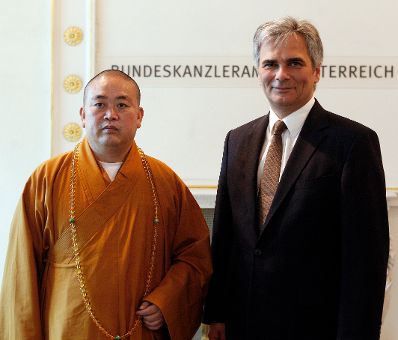 Am 1. September 2010 empfing Bundeskanzler Werner Faymann eine Abordnung von Shaolin-Großmeistern im Bundeskanzleramt.