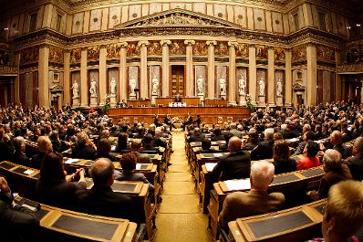 Am 27. Oktober 2011 fand im Parlament die 250-Jahrfeier des Rechnungshofs statt.