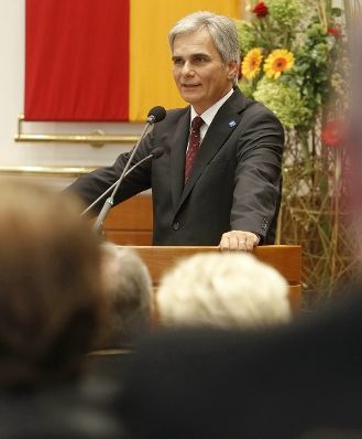 Am 4. September 2011 besuchte der Bundeskanzler in Eisenstadt im Landtagssitzungssaal die 90 Jahrfeier Burgenland. Im Bild Bundeskanzler Werner Faymann bei seiner Festansprache.