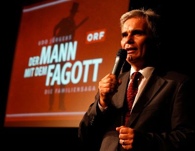 Am 18. September 2011 besuchte Bundeskanzler Werner Faymann die Premiere des Udo-Jürgens-Fims "Der Mann mit dem Fagott" im Casineum Velden.