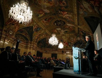 Am 19. November 2012 hielt Bundeskanzler Werner Faymann eine Rede bei dem Vienna Economic Forum im Palais Niederösterreich.
