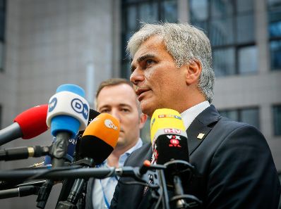 Am 30. August 2014 fand in Brüssel der Europäische Rat der EU-Staats- und Regierungschefs. Im Bild Bundeskanzler Werner Faymann bei Pressestatements.