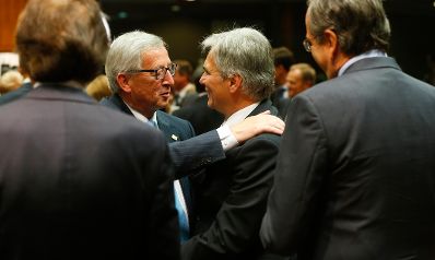 Am 30. August 2014 fand in Brüssel der Europäische Rat der EU-Staats- und Regierungschefs. Im Bild Bundeskanzler Werner Faymann (r.) mit Jean-Claude Juncker (l.).
