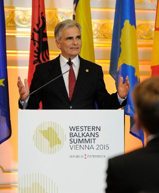Am 27. August 2015 fand die Westbalkan-Konferenz 2015 in der Hofburg statt. Im Bild Bundeskanzler Werner Faymann bei der Eröffnungsrede.