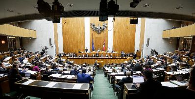 Am 24. November 2014 sprach Bundeskanzler Werner Faymann in der Aktuellen Debatte im Nationalrat zum Thema "Bundesfinanzgesetz 2016" im Parlament.