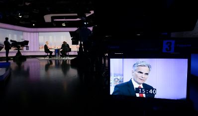 Am 20. Dezember 2015 stellte sich Bundeskanzler Werner Faymann den Fragen bei der ORF-Pressestunde.