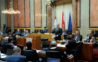 Am 11. Februar 2016 gab Bundeskanzler Werner Faymann im Bundesrat eine Erklärung zur Regierungsumbildung ab.