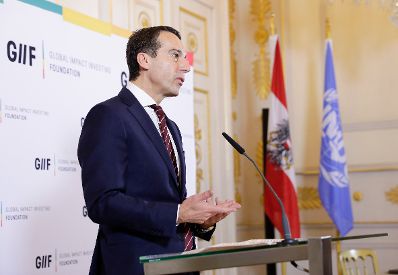 Am 23. November 2016 fand die Unterzeichnung einer "Joint Declaration" zwischen Österreich und der UNIDO statt. Im Bild Bundeskanzler Christian Kern.