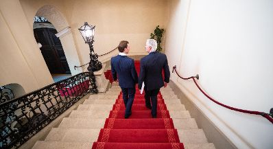 Am 28. Februar 2019 empfing Bundeskanzler Sebastian Kurz (l.) den Beauftragten der EU-Kommission für die Austrittsverhandlungen mit dem Vereinigten Königreich Michel Barnier (r.) zu einem Gespräch.