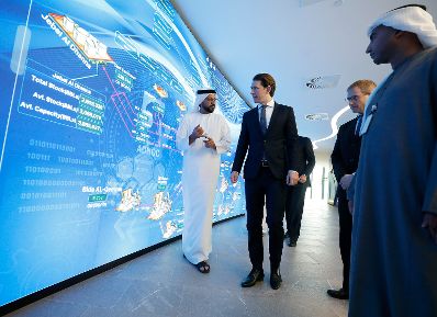 Am 23. März 2019 fand die Arbeitsreise von Bundeskanzler Sebastian Kurz (2.v.l.) in den Vereinigten Arabischen Emiraten statt. Im Bild mit Sultan al Jaber (l.), CEO ADNOC.