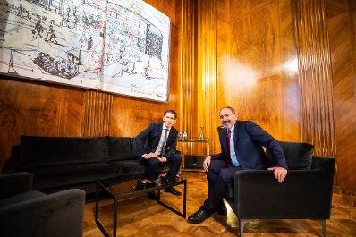 Am 29. März 2019 empfing Bundeskanzler Sebastian Kurz (l.) den Premierminister von Armenien, Nikol Pashinyan (r.) zu einem Gespräch.