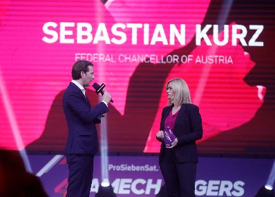 Am 11. April 2019 nahm Bundeskanzler Sebastian Kurz (l.) beim 4Gamechangers Festival teil.