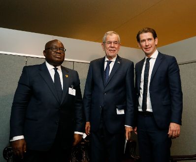 Am 24. September 2018 setzte Bundeskanzler Sebastian Kurz (r.) seine Reise anlässlich der UN-Generalversammlung nach New York fort. Im Bild mit dem Präsidenten von Ghana Nana Addo Dankwa Akufo-Addo (l.) und Bundespräsident Alexander Van der Bellen (m.).
