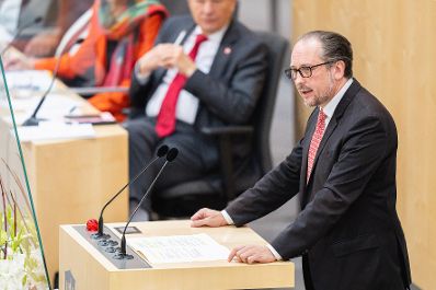 Am 19. Oktober 2021 hielt Bundeskanzler Alexander Schallenberg (im Bild) eine Rede bei der Vollversammlung des Österreichischen Seniorenrats.
