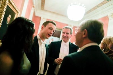 Am 24. Jänner 2019 besuchte Bundesminister Gernot Blümel gemeinsam mit Clivia Treidl den Ball der Wiener Philharmoniker.