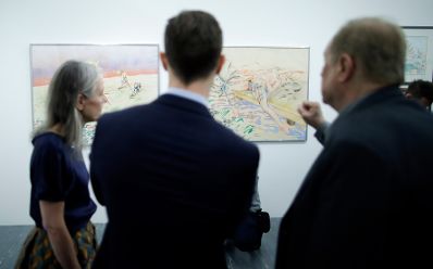 Am 31. Jänner 2019 eröffnete Bundesminister Gernot Blümel die Ausstellung "Feuerstelle.Attersee" im Belvedere 21.