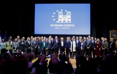 Am 3. Mai 2019 reiste Bundesminister Gernot Blümel anlässlich eines Arbeitsbesuchs nach Paris. Im Bild beim Plenarsitzung der EU- und Kulturminister im Louvre.