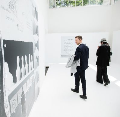 Am 09. Mai 2019 reiste Bundesminister Gernot Blümel (l.) anlässlich der Ausstellungseröffnung im Österreich Pavillon auf der 58. Internationalen Kunstausstellung "La Biennale di Venezia" nach Venedig.