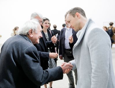 Am 09. Mai 2019 reiste Bundesminister Gernot Blümel (r.) anlässlich der Ausstellungseröffnung im Österreich Pavillon auf der 58. Internationalen Kunstausstellung "La Biennale di Venezia" nach Venedig.