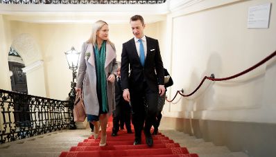 Am 16. März 2018 empfing Bundesminister Gernot Blümel (r.) die irische Europaministerin Helen McEntee (l.) zu einem Arbeitsgespräch.