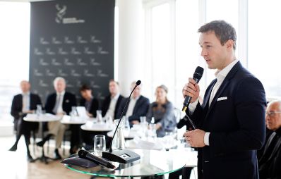 Am 6. Dezember 2018 fand im Ringturm eine Pressekonferenz zur Bekanntgabe der Nominierung des Österreichischen Filmpreises 2019 statt. Im Bild Bundesminister Gernot Blümel.