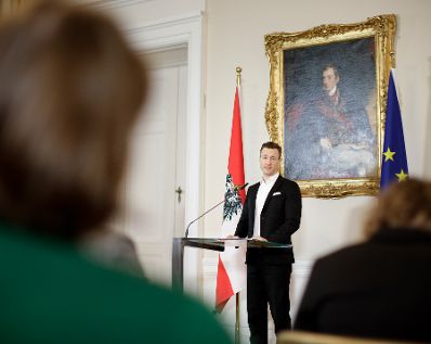 Am 14. Dezember 2018 gab Bundesminister Gernot Blümel (im Bild) eine Pressekonferenz zur Bilanz des ersten Jahres.