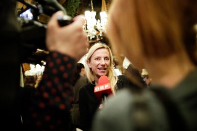 Am 12. Februar 2019 hielt Bundesministerin Juliane Bogner-Strauß Grußworte bei der „Happy Birthday Damenwahl Celebration“ der European Union of Women.