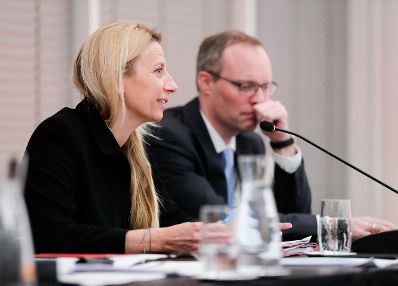 Am 7. März 2019 nahm Bundesministerin Juliane Bogner-Strauß an der Podiumsdiskussion zum Thema "Ist Altersarmut weiblich?" teil.