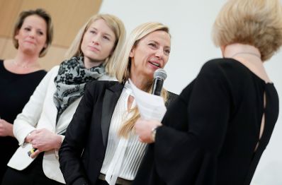 Am 8. März 2019 eröffnete Bundesministerin Juliane Bogner-Strauß (m.r.) am Frauentag gemeinsam mit der Landeshauptmann-Stellvertreterin Christine Haberlander (m.l.) den "Oberösterreichische Nachrichten Frauentag".