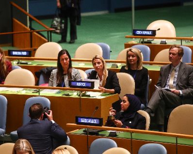 Am 13. März 2019 reiste Bundesministerin Juliane Bogner-Strauß (m.) nach New York zur Frauenstatuskommission der Vereinten Nationen.