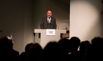 Am 2. November 2016 besuchte Kunst- und Kulturminister Thomas Drozda (im Bild) die Buchpräsentation „Best of Austria“ im Architekturzentrum Wien.