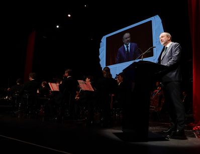 Am 19. Juli 2017 besuchte Kunst- und Kulturminister Thomas Drozda die Eröffnung der Bregenzer Festspiele in Vorarlberg. Im Bild bei der Festansprache.