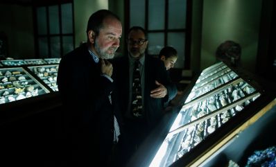 Am 7. Oktober 2017 fand die Langen Nacht der Museen statt. Im Bild Kunst- und Kulturminister Thomas Drozda (l.) im Naturhistorischen Museum.