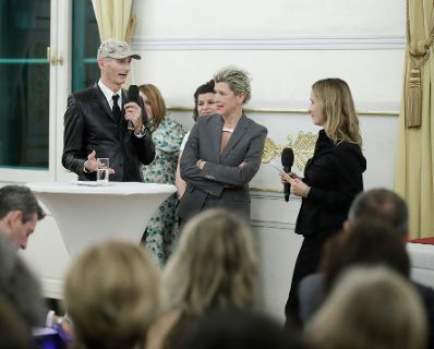 Am 7. Dezember 2017 verlieh Kunst- und Kulturminister Thomas Drozda die Outstanding Artist Awards 2017 im Bundeskanzleramt.